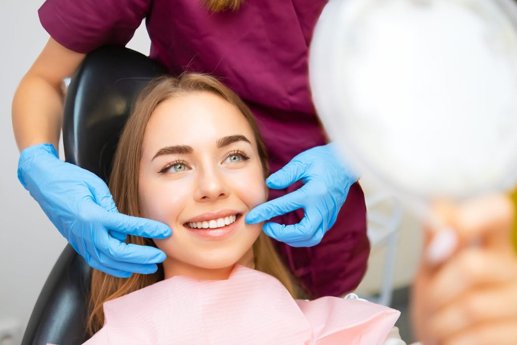 The Benefits of Dental Bonding for Small Chips and Gaps